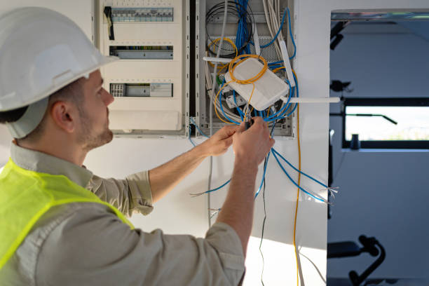 Best Circuit Breaker Repair  in Zilwaukee, MI